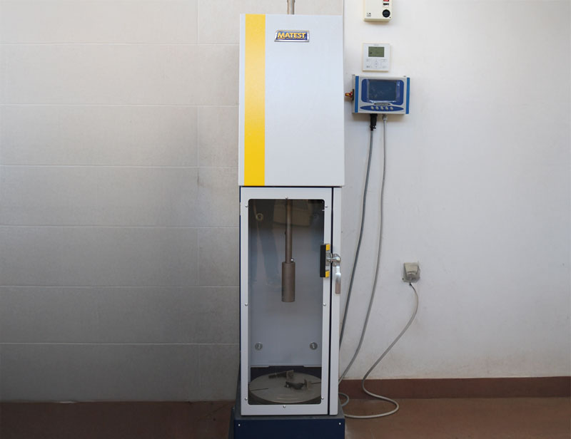 Sludge disposal laboratory for custom filtration solutions